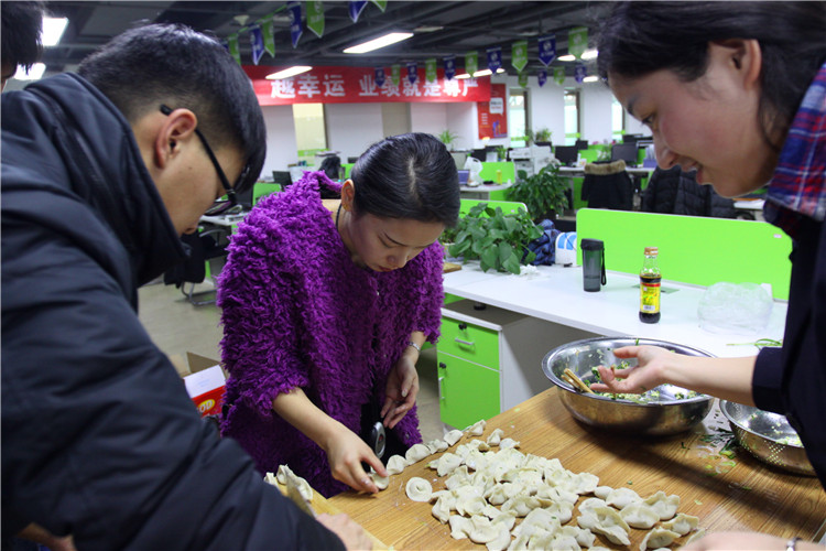 天互數(shù)據(jù)2015冬至總動(dòng)員，餃子大戰(zhàn)樂(lè)開(kāi)懷