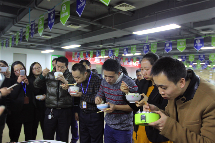 天互數(shù)據(jù)2015冬至總動(dòng)員，餃子大戰(zhàn)樂(lè)開(kāi)懷
