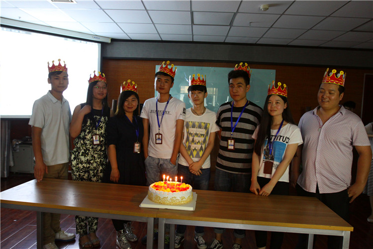We are young 我們正年輕，天互數(shù)據(jù)6月生日會